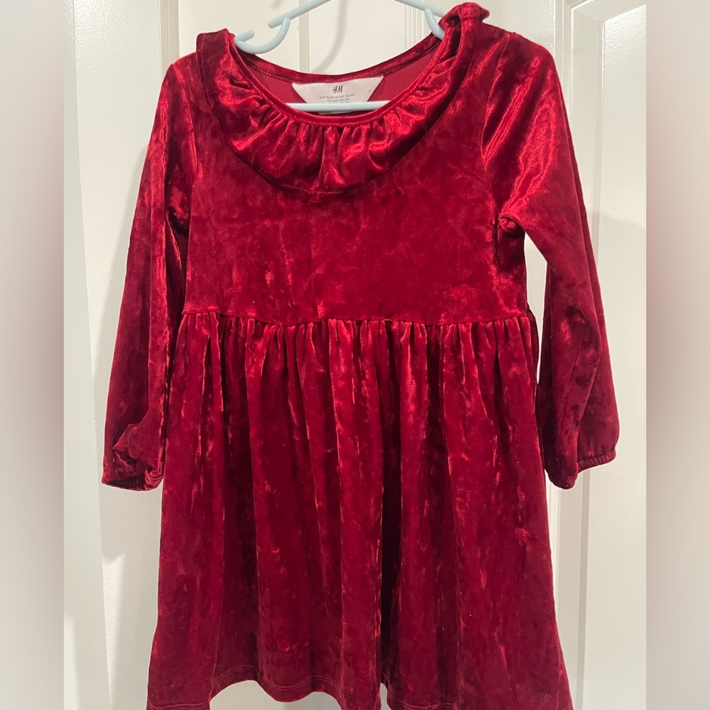 H&M Scarlet Velvet Top